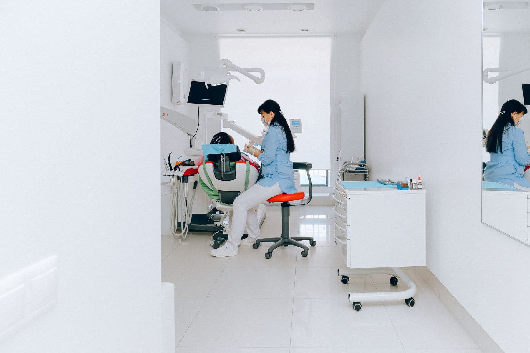 Bright and organised dental care environment